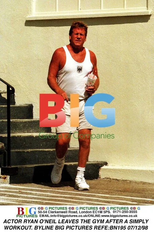 Ryan O'Neil Leaves the Gym