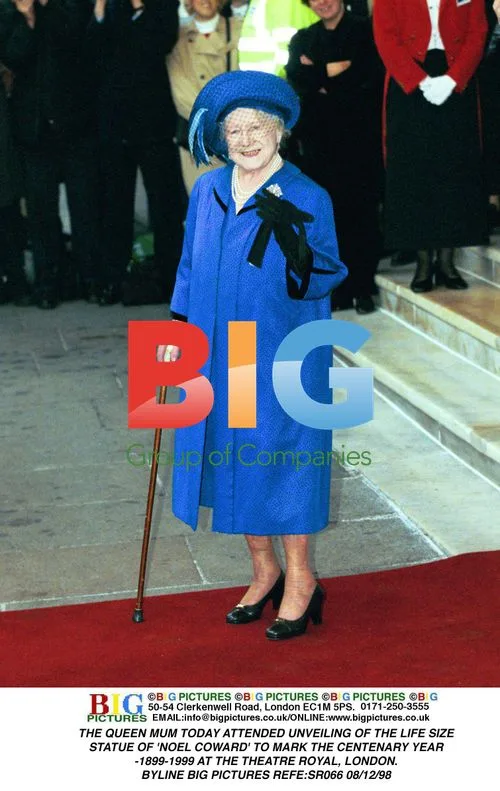 Queen Mum Attends Noel Coward Statue Unveiling