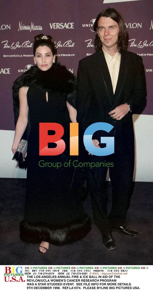 GINA GERSHON AT L.A. FIRE & ICE BALL
