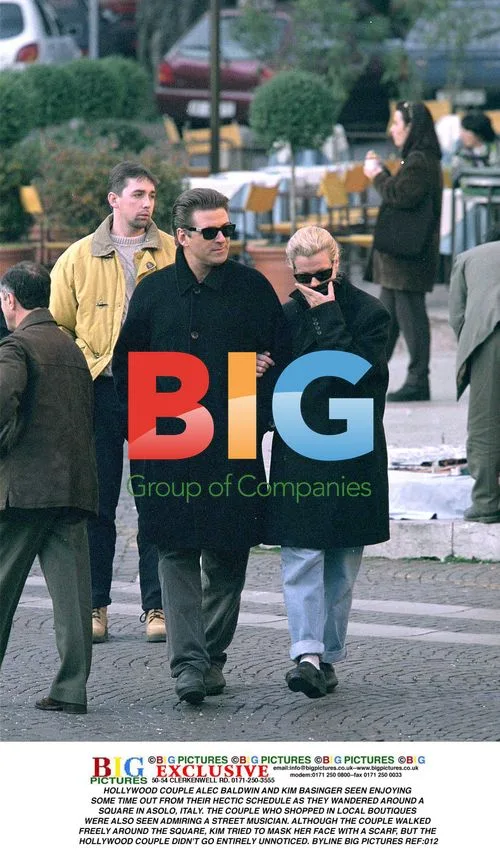 Alec Baldwin and Kim Basinger Sight-Seeing in Italy