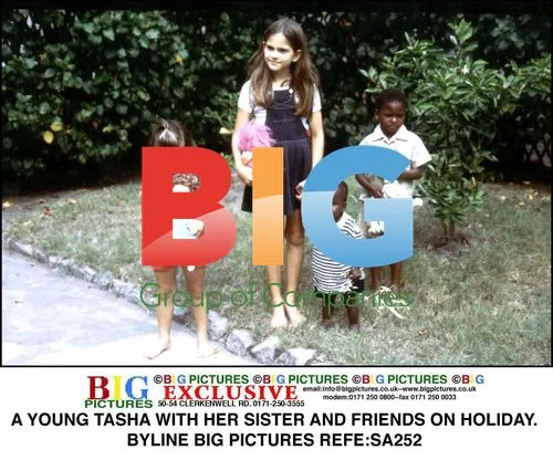 Tasha Mota y Cunha on African Holiday