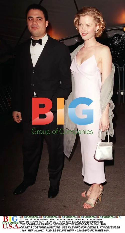 Gretchen Mol and Liv Tyler at Cubism & Fashion Exhibit