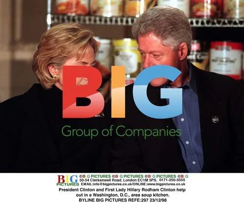 Clintons Volunteer at Soup Kitchen