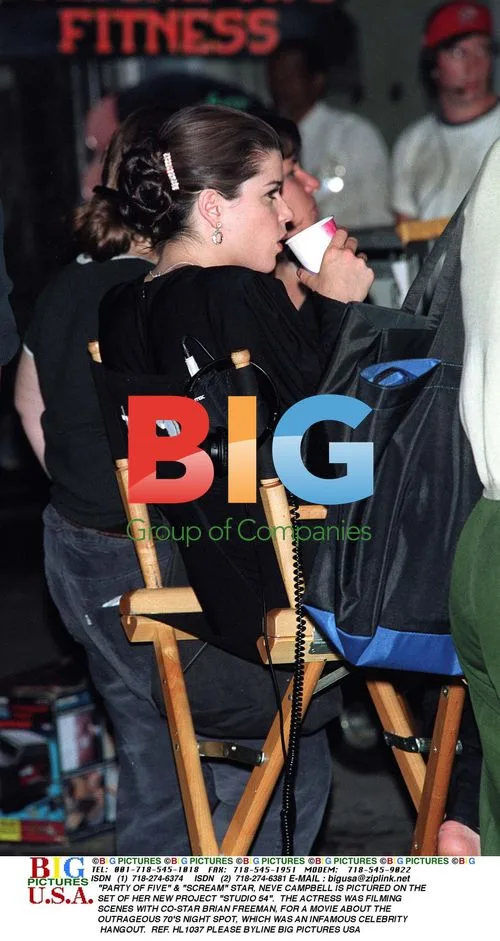 Neve Campbell Filming "Studio 54" Movie