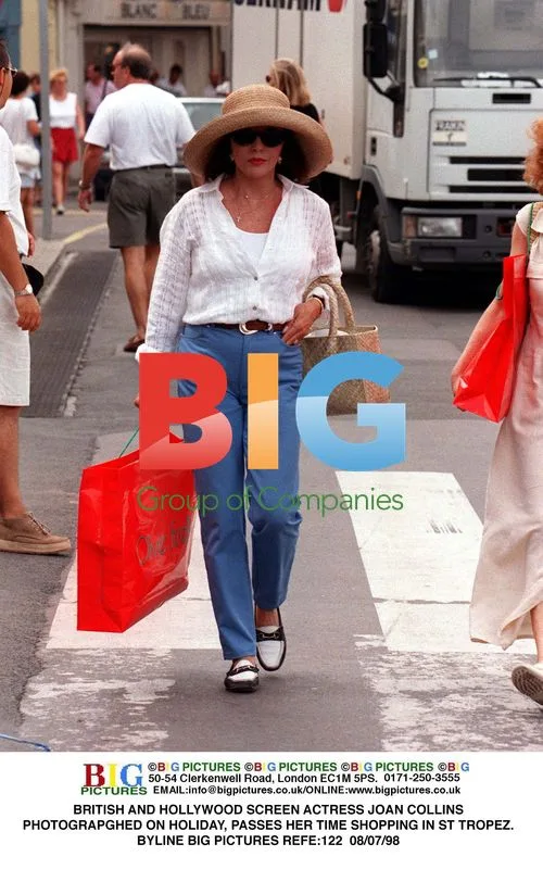 Joan Collins Shopping in St Tropez