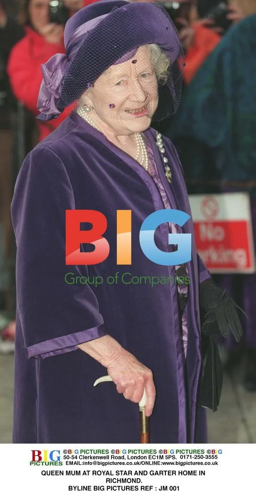 Queen Mum at Royal Star and Garter Home