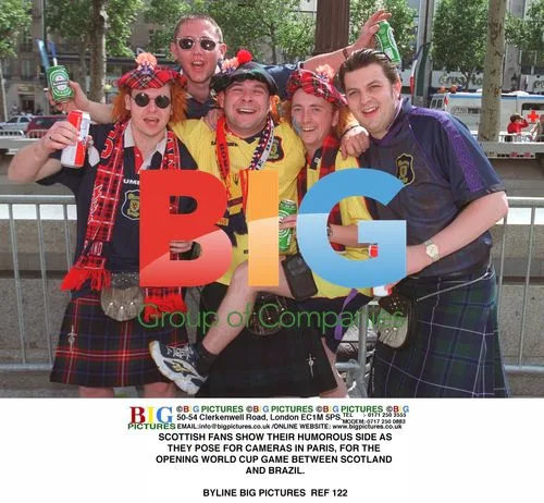 Scottish Fans Enjoy World Cup in Paris