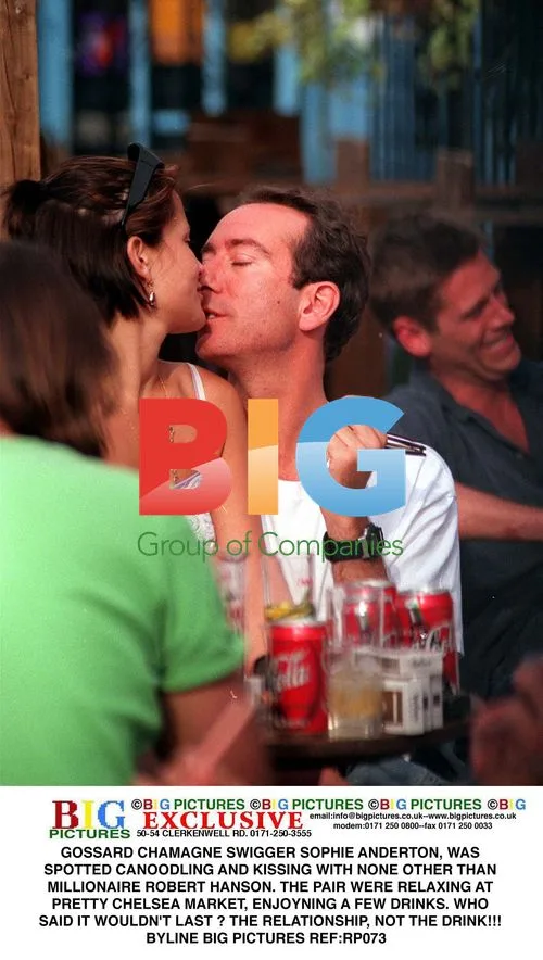 Sophie Anderton Canoodling with Robert Hanson