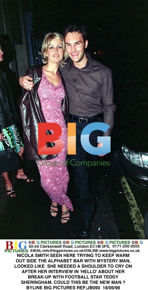 Nicola Smith Spotted with Mystery Man