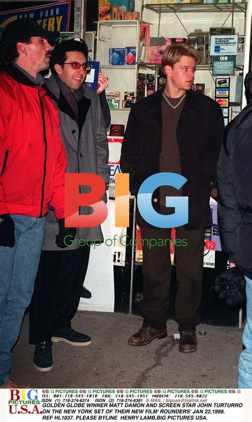 Matt Damon and John Turturro on 'Rounders' set