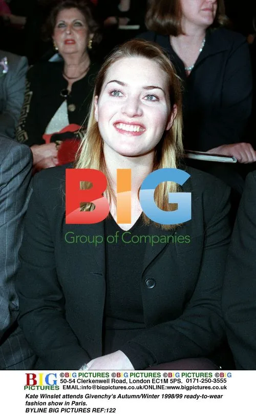 Kate Winslet at Givenchy Fashion Show
