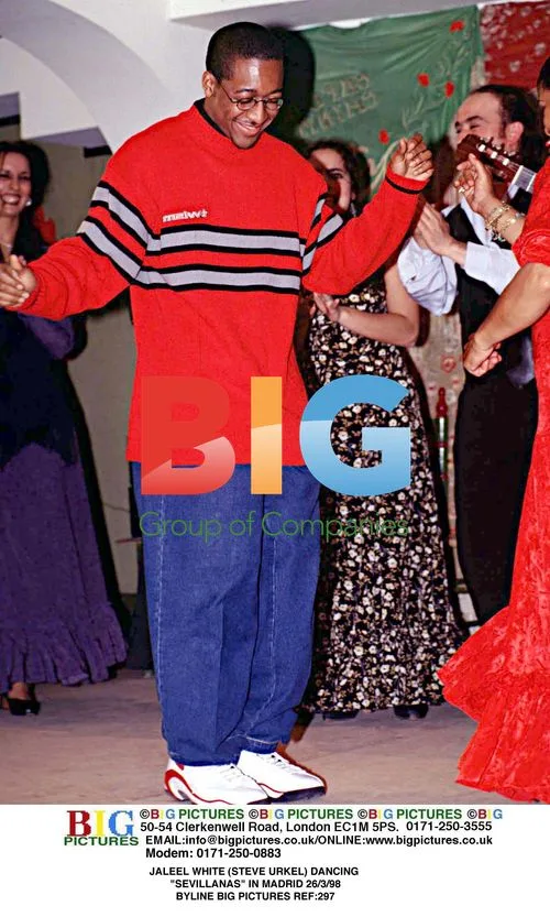Jaleel White dances Sevillanas in Madrid