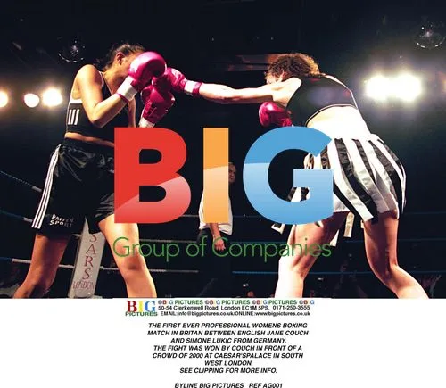 Professional Women's Boxing Match in Britain