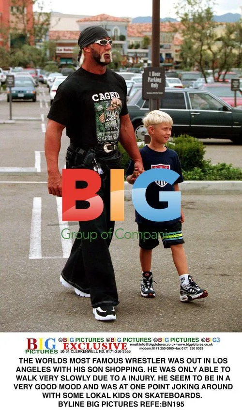 Hulk Hogan Shopping with Son in LA