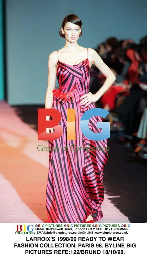 LARROIX Ready-to-Wear Fashion Collection