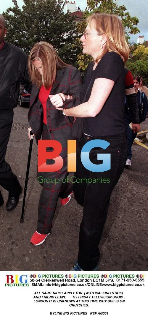 Nicky Appleton and friend arrive at TFI Friday