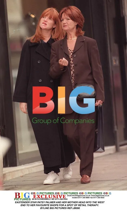 PATSY PALMER AND MOTHER SHOPPING