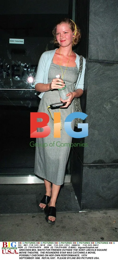 Grechen Mol Waits Outside Sony Lincoln Square Theatre