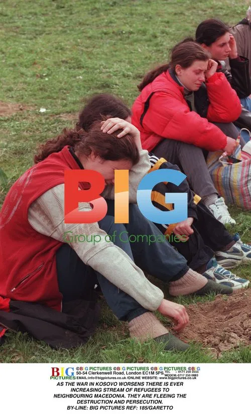 Kosovar Refugees Fleeing to Macedonia
