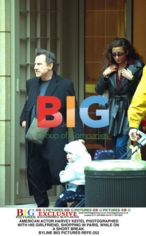 Harvey Keitel Photographed Shopping in Paris