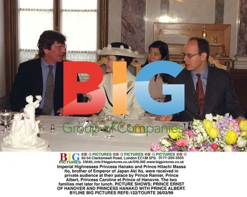 Princess Hanako and Prince Hitachi meet Prince Rainier and family