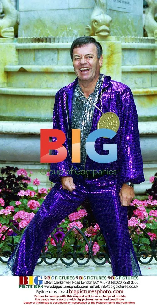 Tony Blackburn Celebrates 30 Years