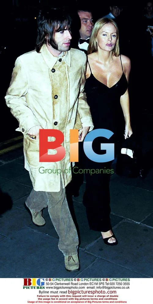 Patsy Kensit Shows Pregnancy