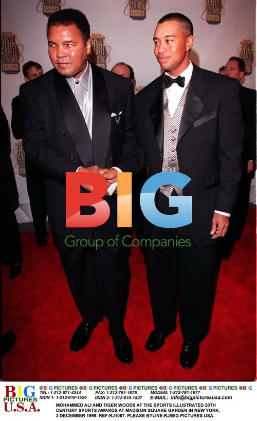 Mohammed Ali and Tiger Woods at Sports Illustrated Awards