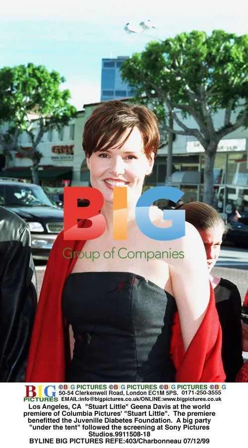 Geena Davis at "Stuart Little" Premiere