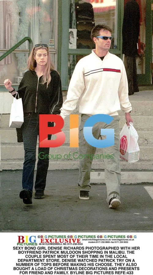 Denise Richards Shops with Patrick Muldoon in Malibu
