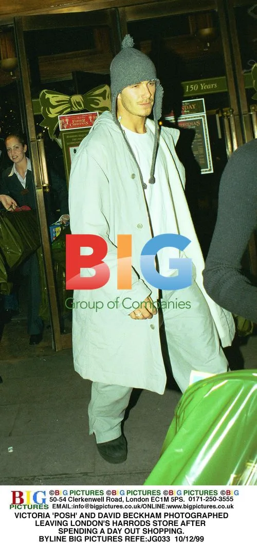 Beckhams Leave Harrods After Shopping