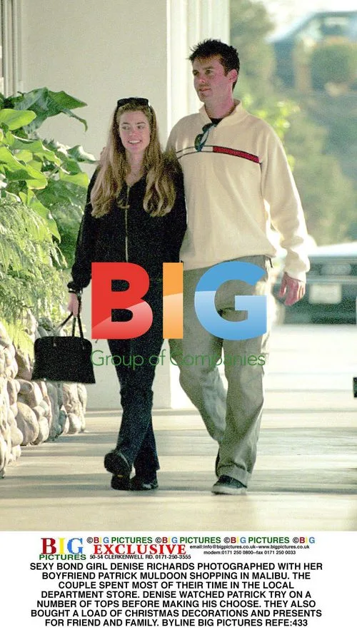Denise Richards and Patrick Muldoon Shop in Malibu