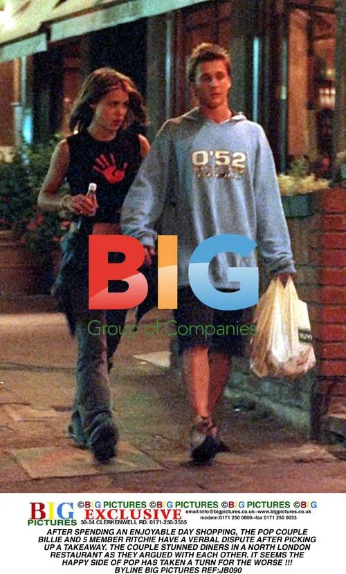 Pop Couple Billie and Ritchie Argue at Restaurant