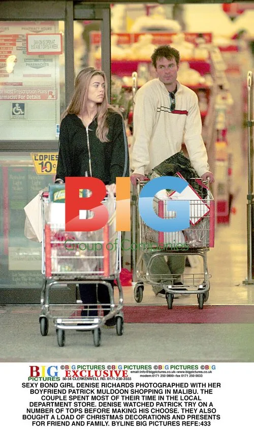 Denise Richards and Patrick Muldoon Shop in Malibu