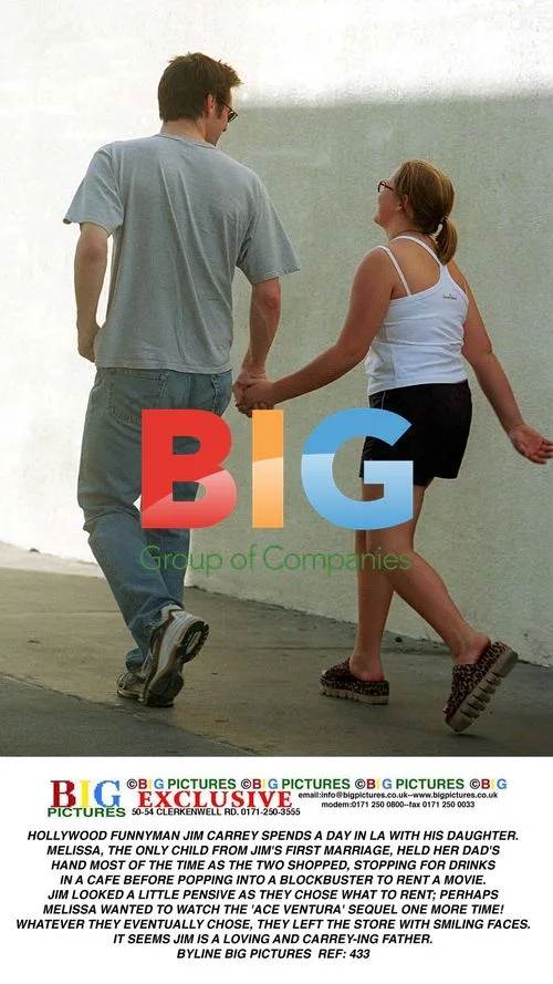 Jim Carrey Spends Day in LA with Daughter