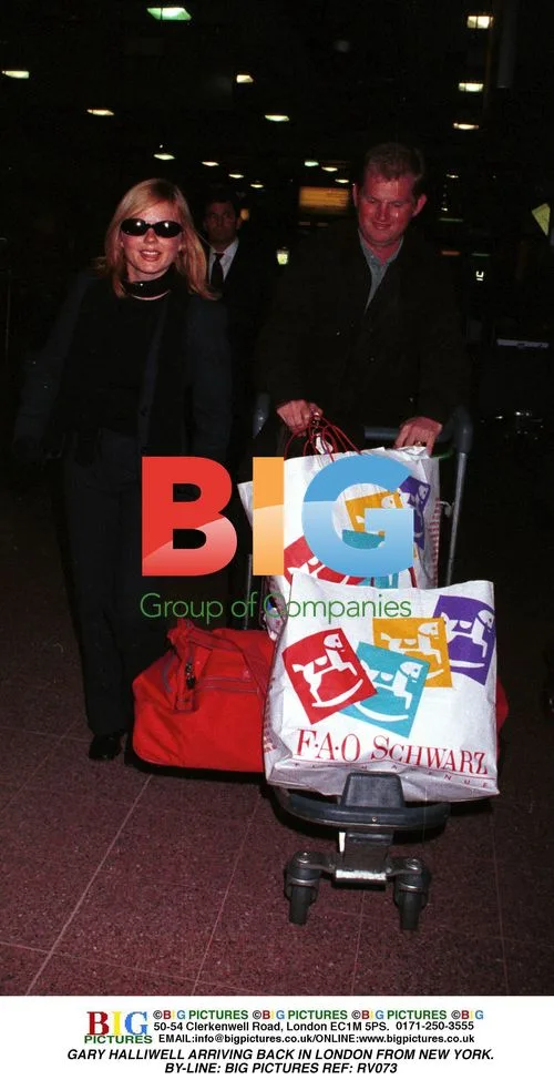 Gary Halliwell Arrives in London from New York