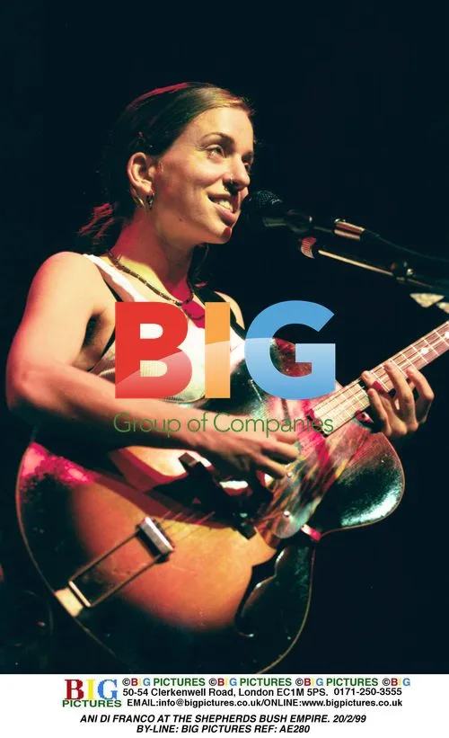 Ani DiFranco Live at Shepherds Bush Empire