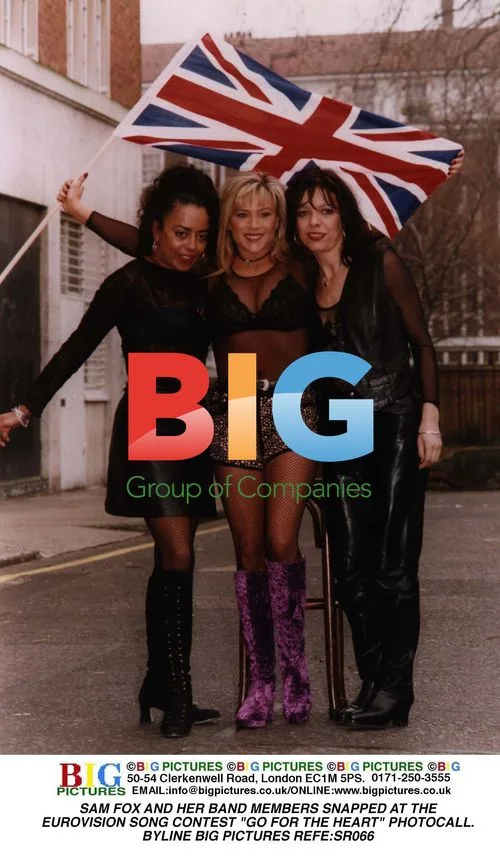SAM FOX AND BAND AT EUROVISION PHOTOCALL