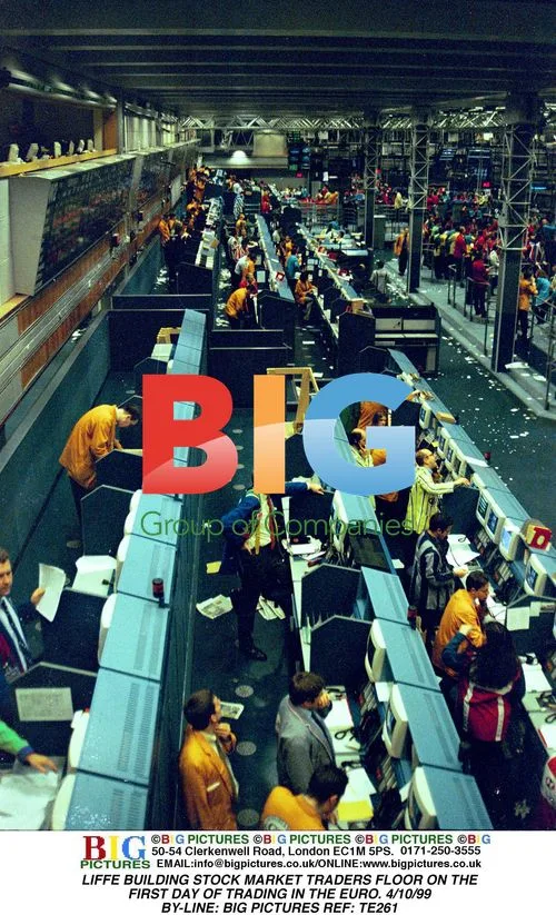 LIFFE Building Stock Market Traders on Euro First Trading Day
