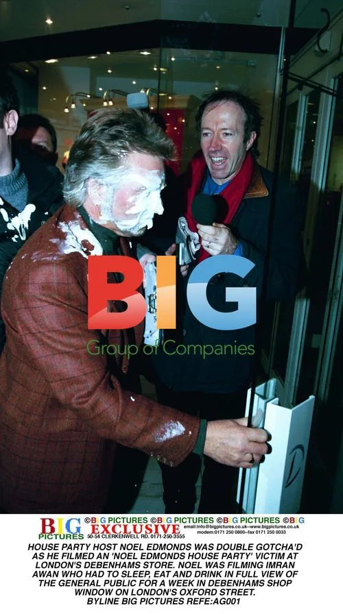 Noel Edmonds 'House Party' Prank at Debenhams