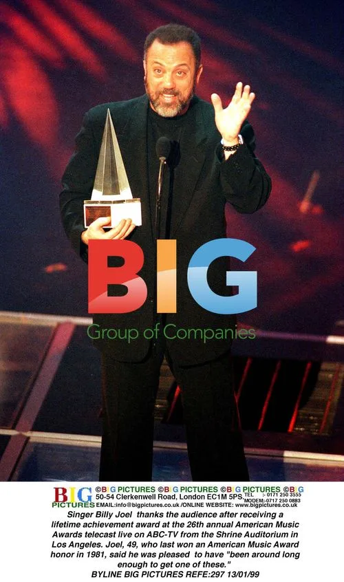 Billy Joel Receives Lifetime Achievement Award