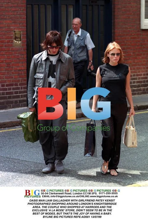 Liam Gallagher and Patsy Kensit Shopping in London