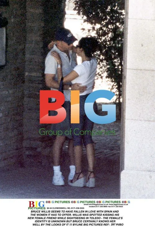 Bruce Willis and Mara Rosado Bravo