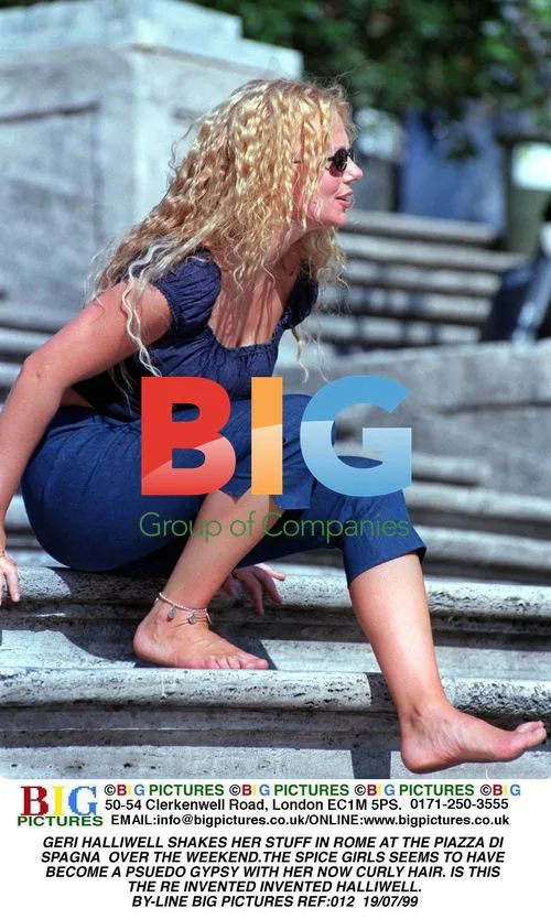 Geri Halliwell Dances in Rome