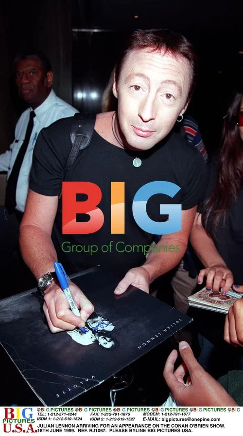 JULIAN LENNON ARRIVES FOR CONAN O'BRIEN SHOW