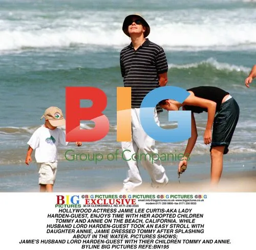 Jamie Lee Curtis with Family at Beach