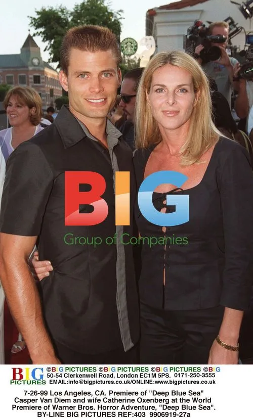 Casper Van Diem and Catherine Oxenberg at "Deep Blue Sea" premiere