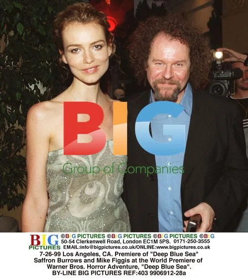 Saffron Burrows and Mike Figgis at "Deep Blue Sea" Premiere