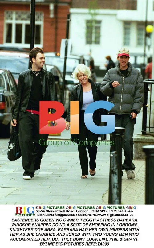 Barbara Windsor Shopping in London