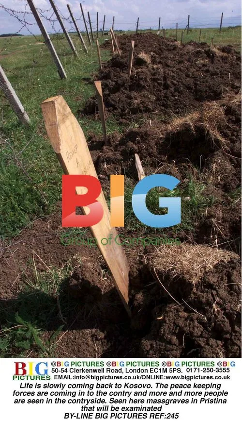 Pristina mass graves being examined